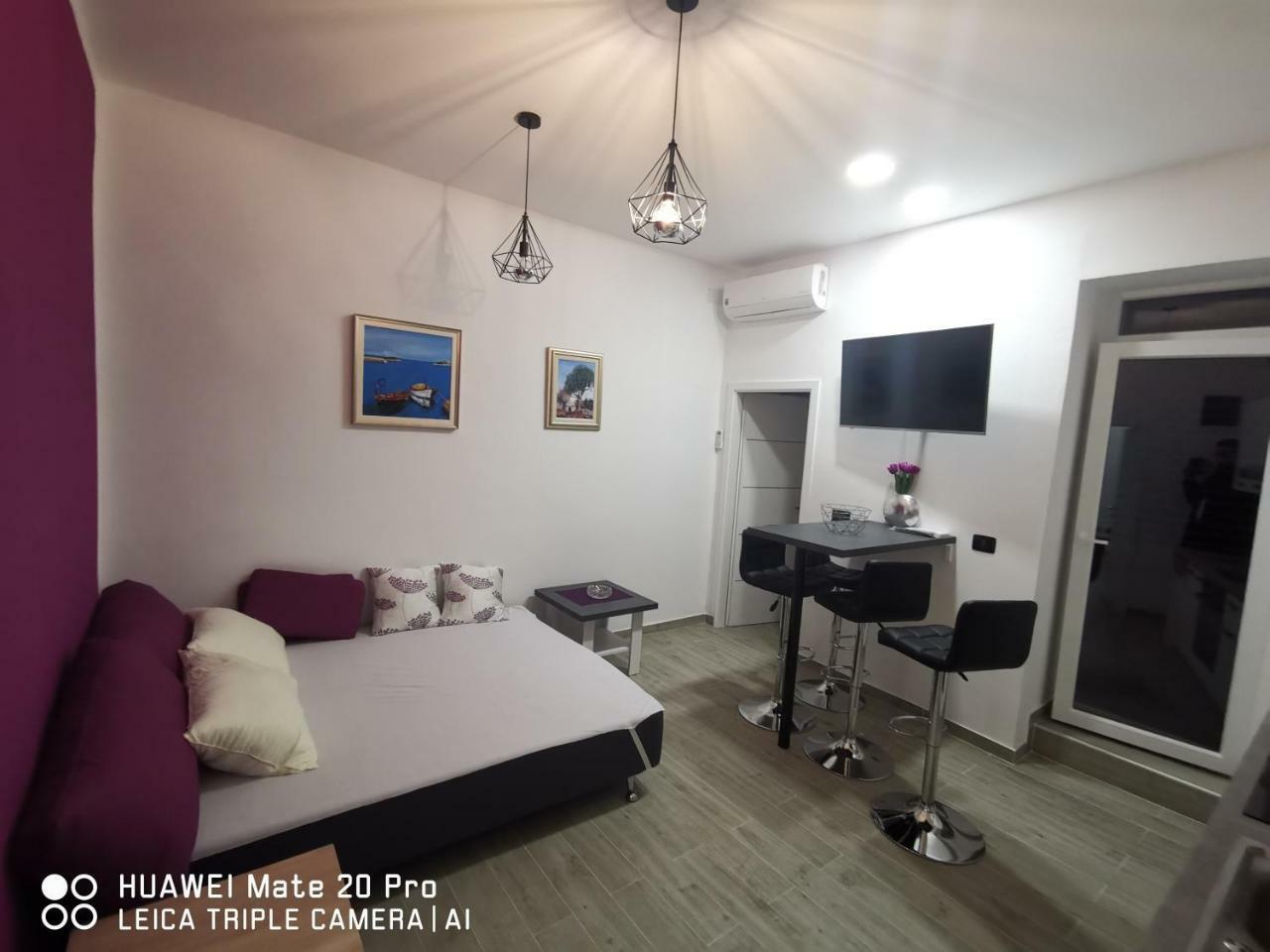 Apartment Toni 普拉 外观 照片